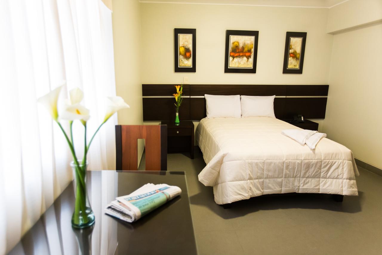 Mariategui Hotel & Suites Lima Bagian luar foto