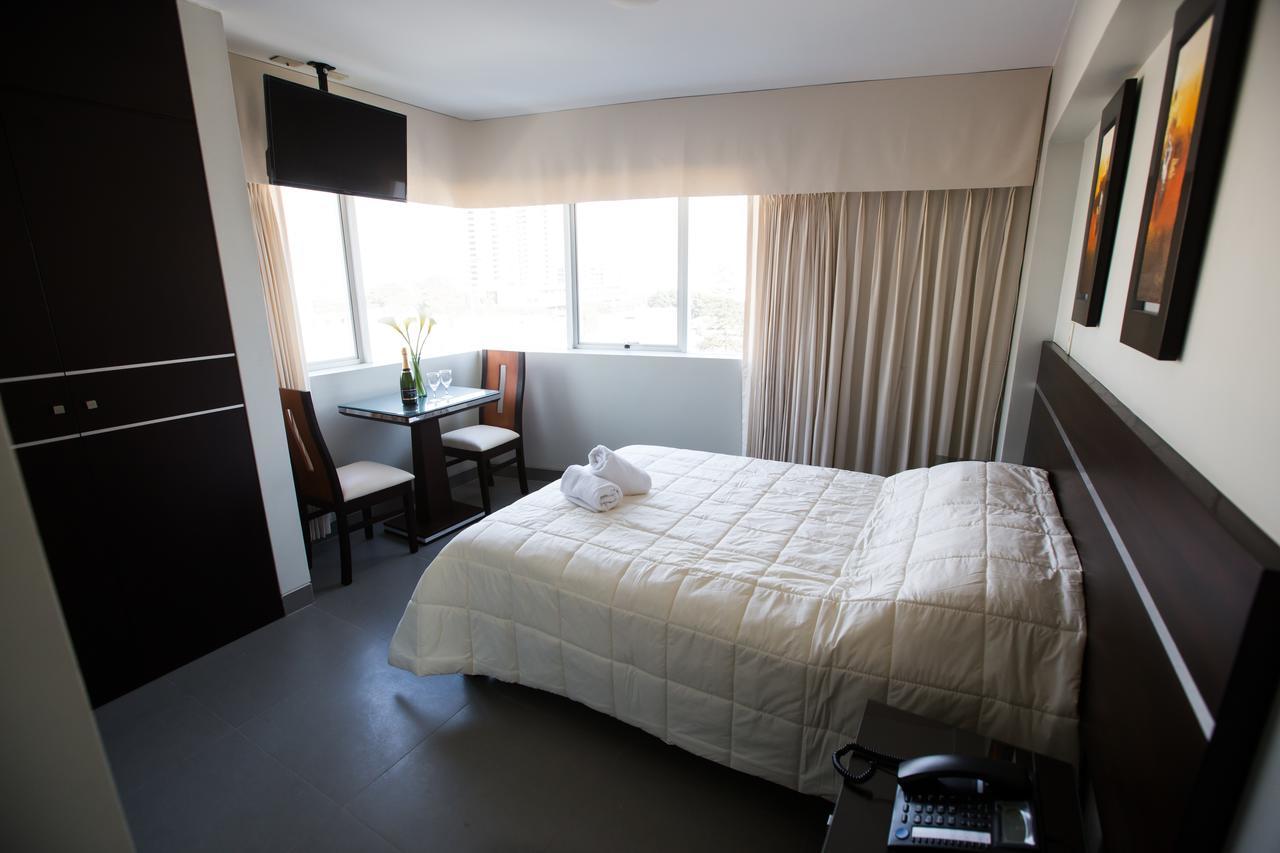 Mariategui Hotel & Suites Lima Bagian luar foto